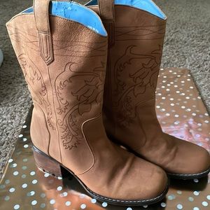 Indigo cowboy boots size 8. VGUC